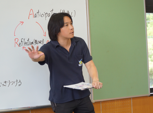 課題完成合宿の様子1