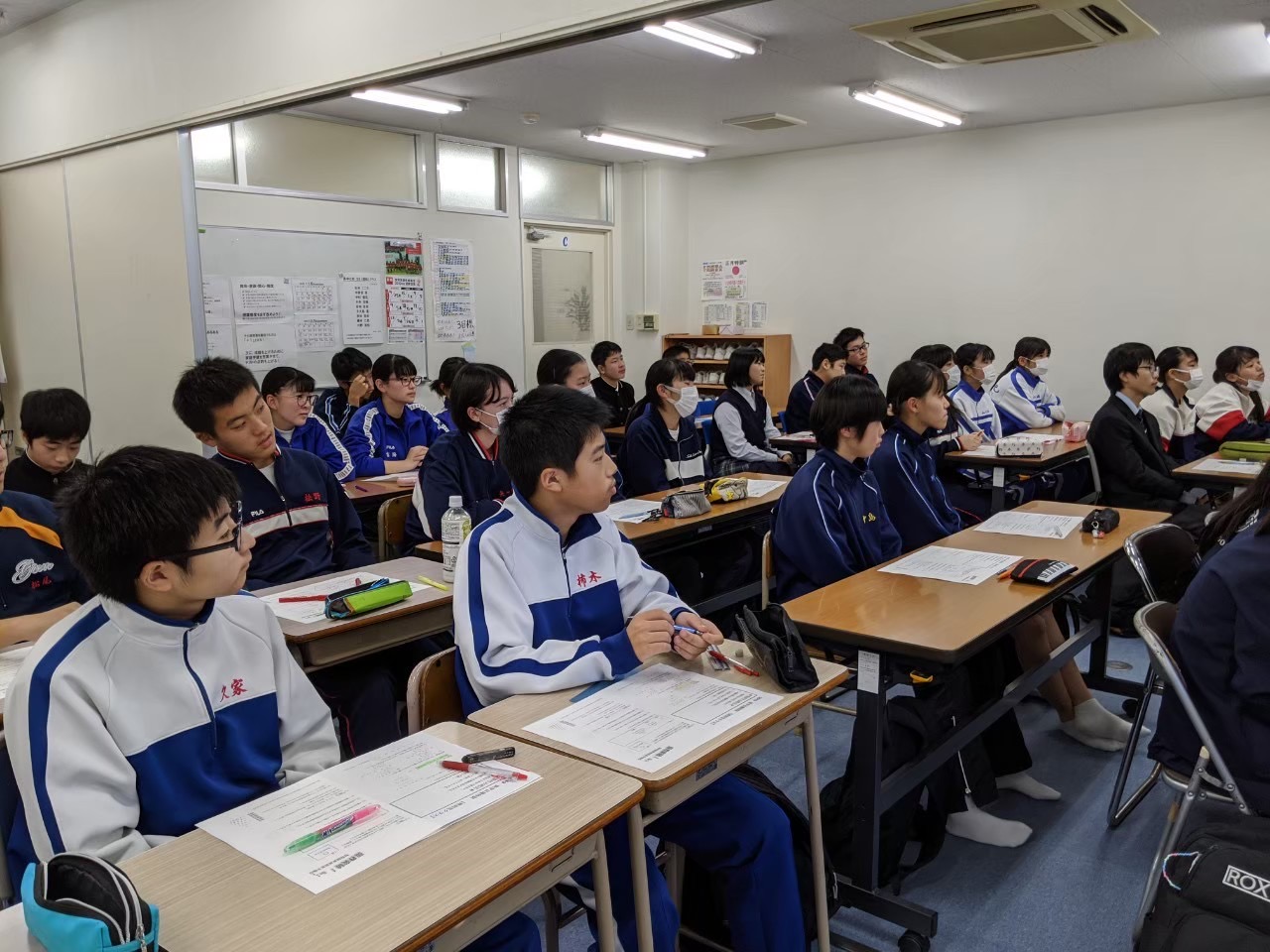 AAR学習サイクルに取り組む授業風景